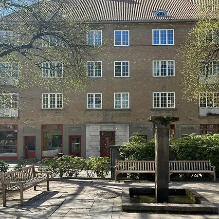 Corner Flat In A Historic 1920s Building Oslo