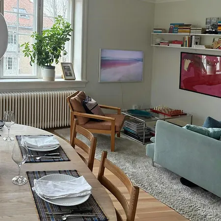 Lägenhet Corner Flat In A Historic 1920s Building